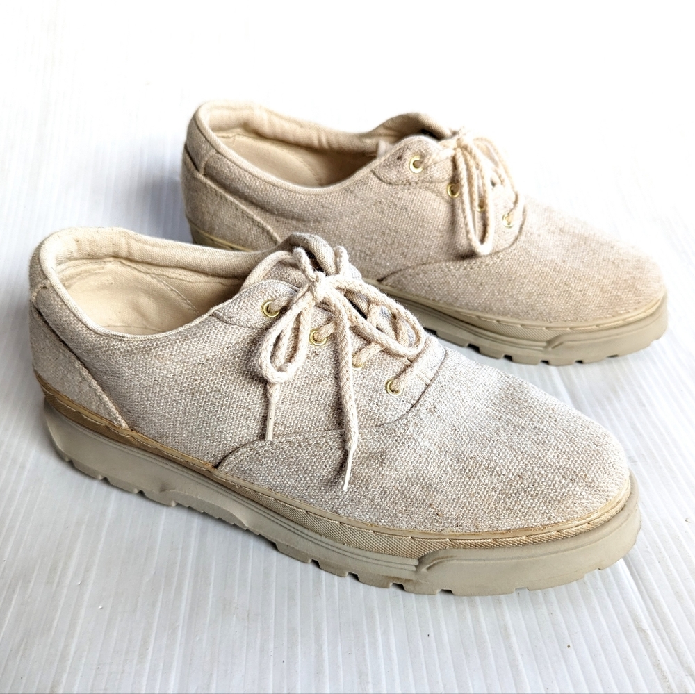 AMERICAN EAGLE cream canvas platform loafers brogues creepers